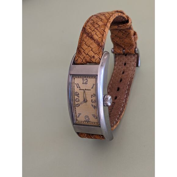 Tommy Bahama Swiss Quart Watch Tank Style Working - Picture 2 of 9